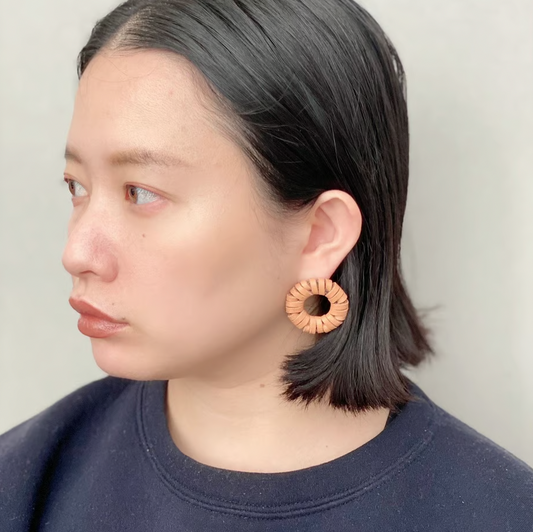 Leatherweave Round Nume