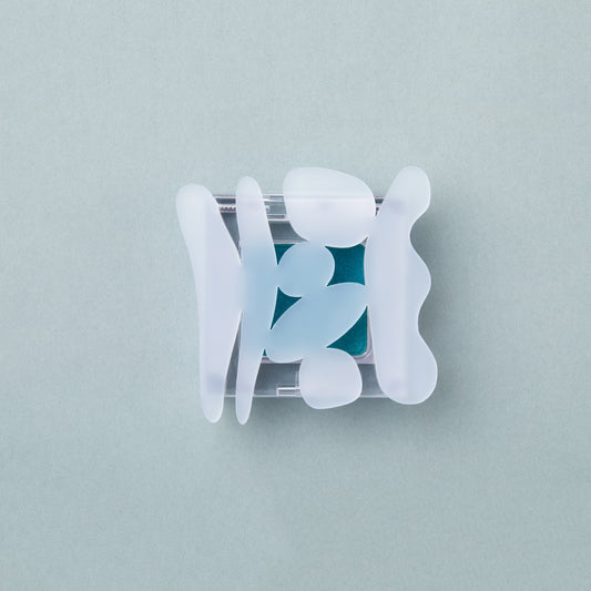 Cream eye color E13 <Aurora Sage Green>