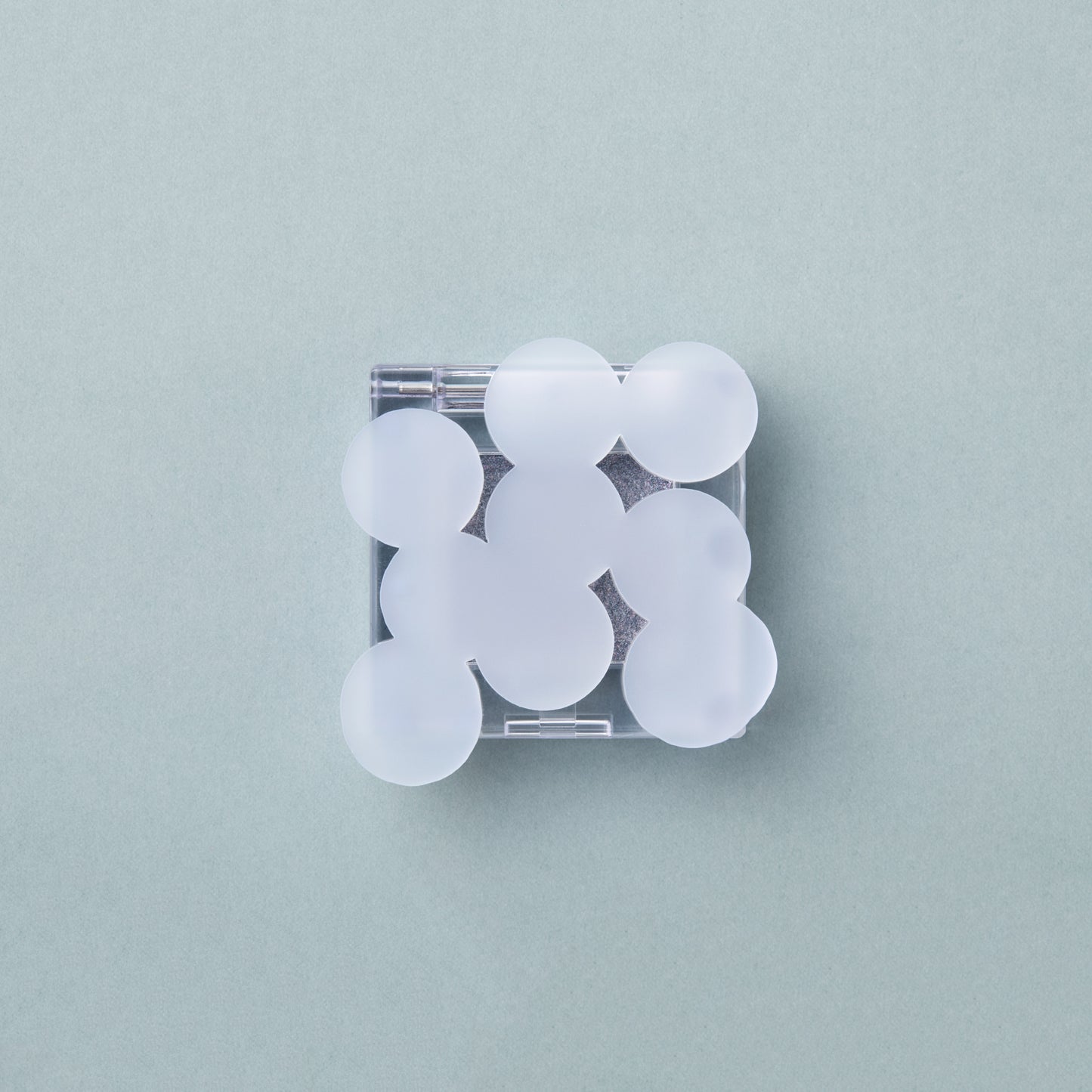 【NEW】クリームアイカラー E15＜レインシルバー＞